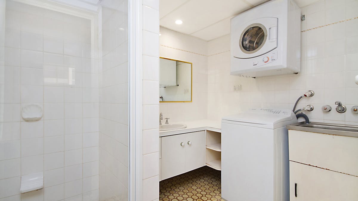 Bathroom with washing machine