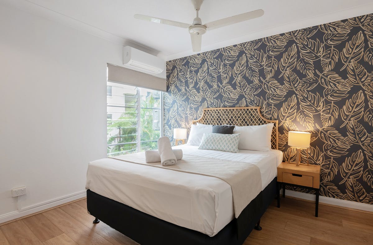 2 bedroom apartment spacious holiday apartment free wifi private balcony family friendly