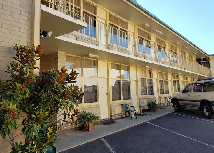 Grand Central Motel