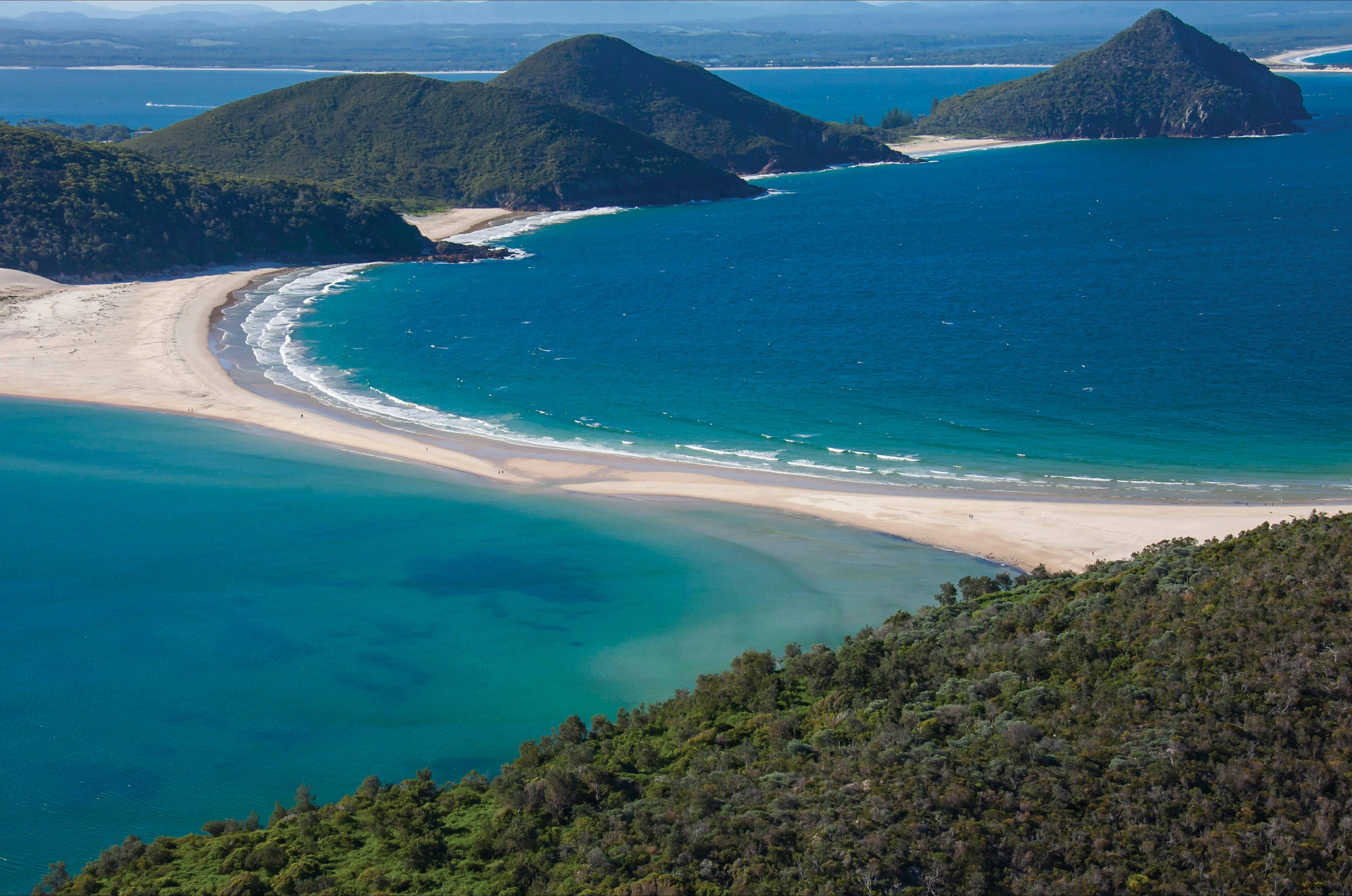 Fingal Bay Beach | Sydney, Australia - Official Travel & Accommodation ...