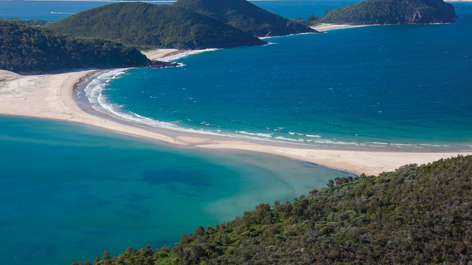 Fingal Bay Beach
