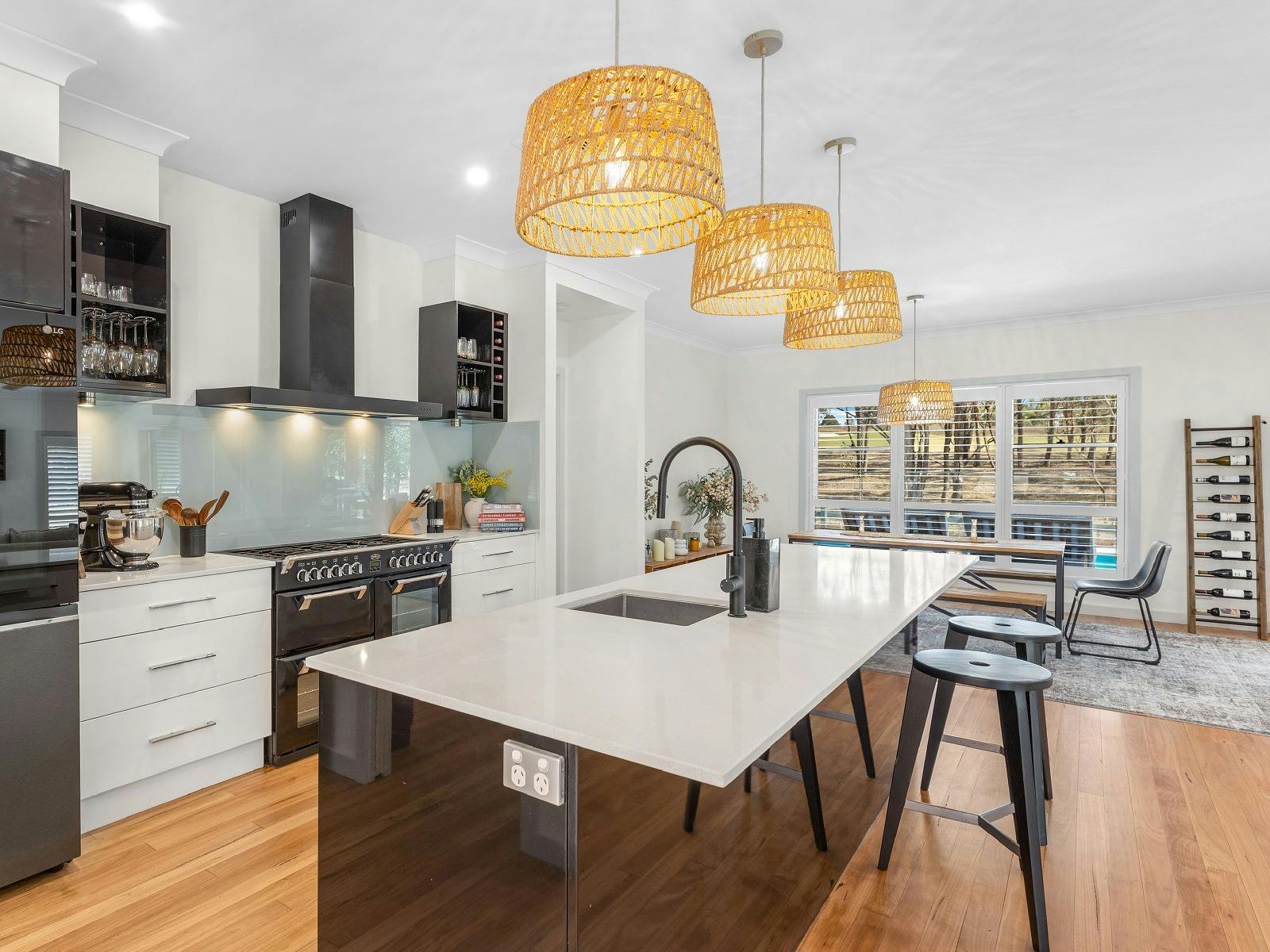 헌터 드리밍 주방 및 식사 공간