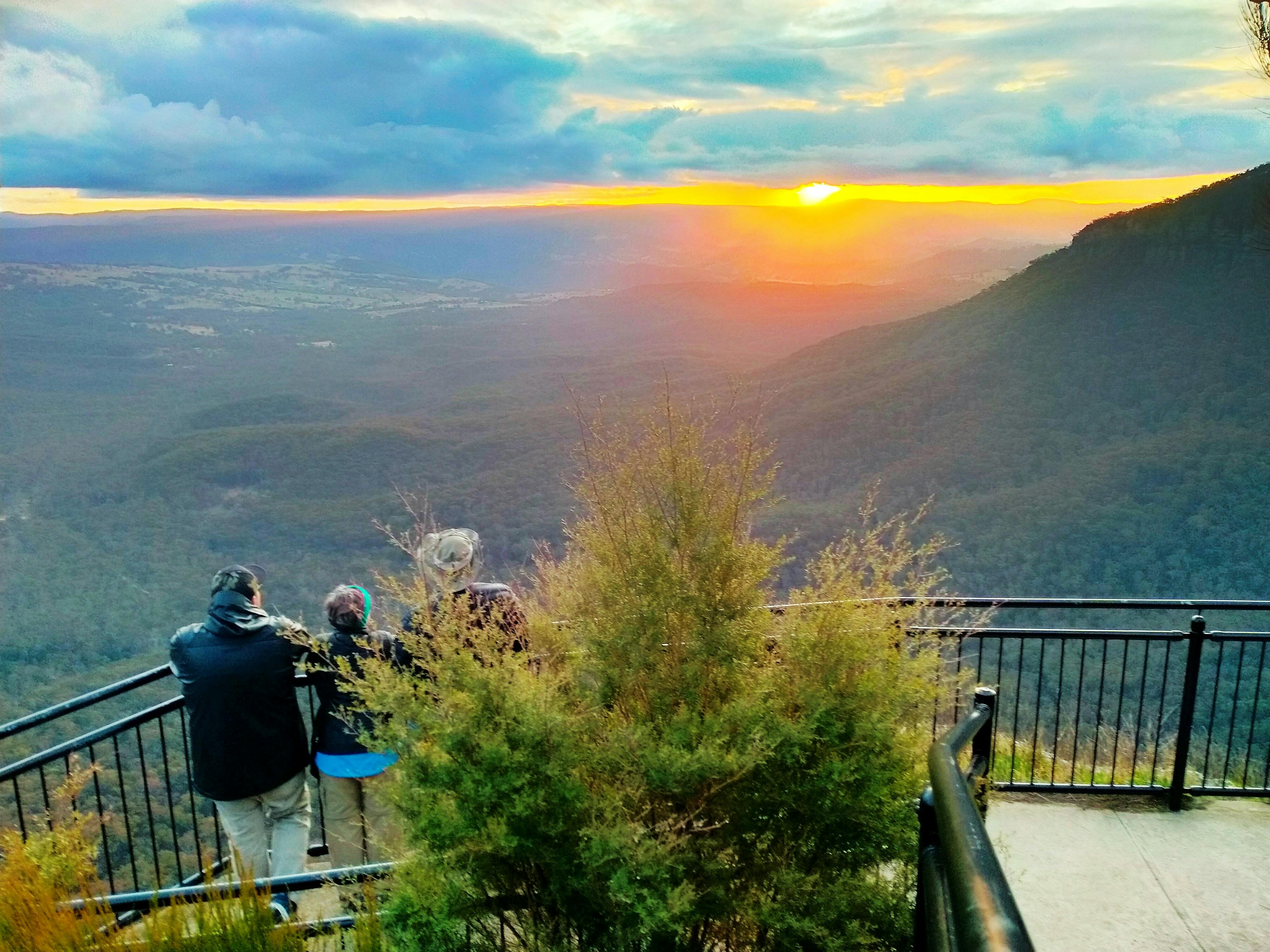 People watching the sunset over Megalong Valley
