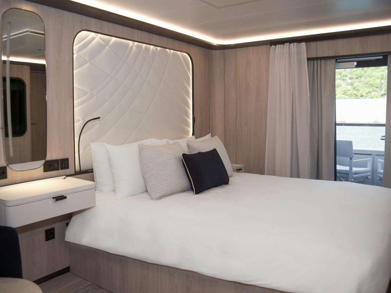 Le Ponant Stateroom