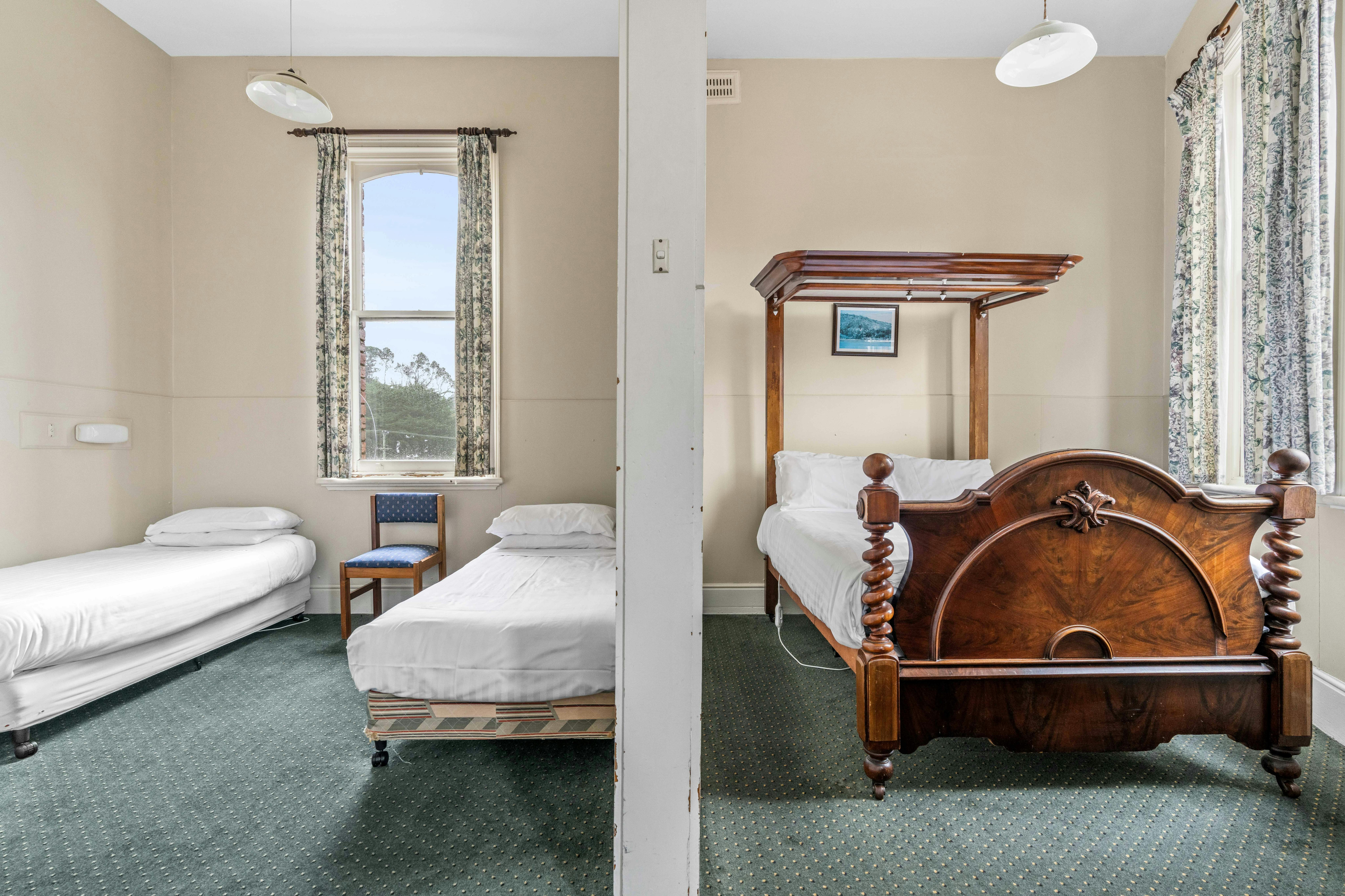 Empire Hotel