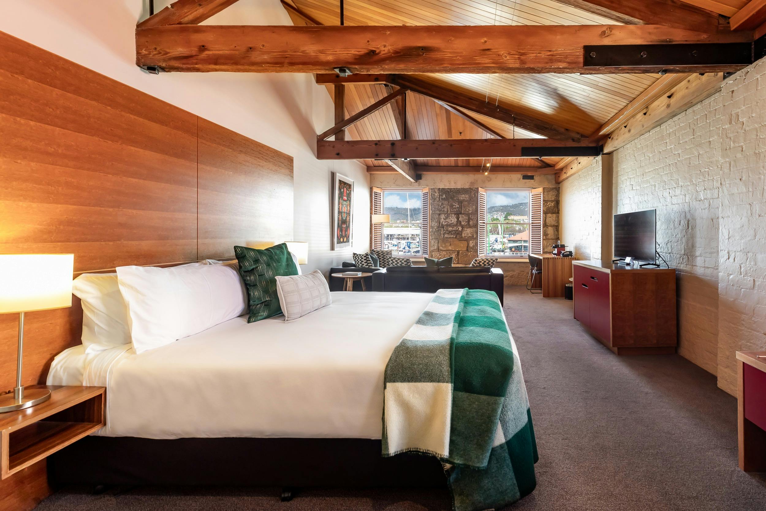 Deluxe Spa Harbour View Room image