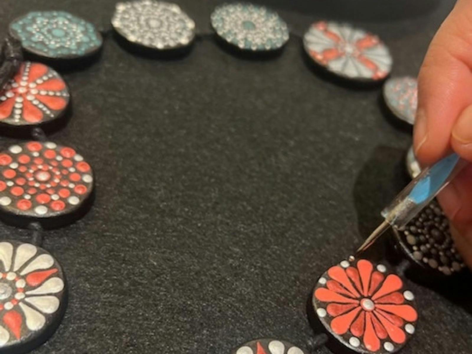 Mandala Workshop Assmembling Necklace