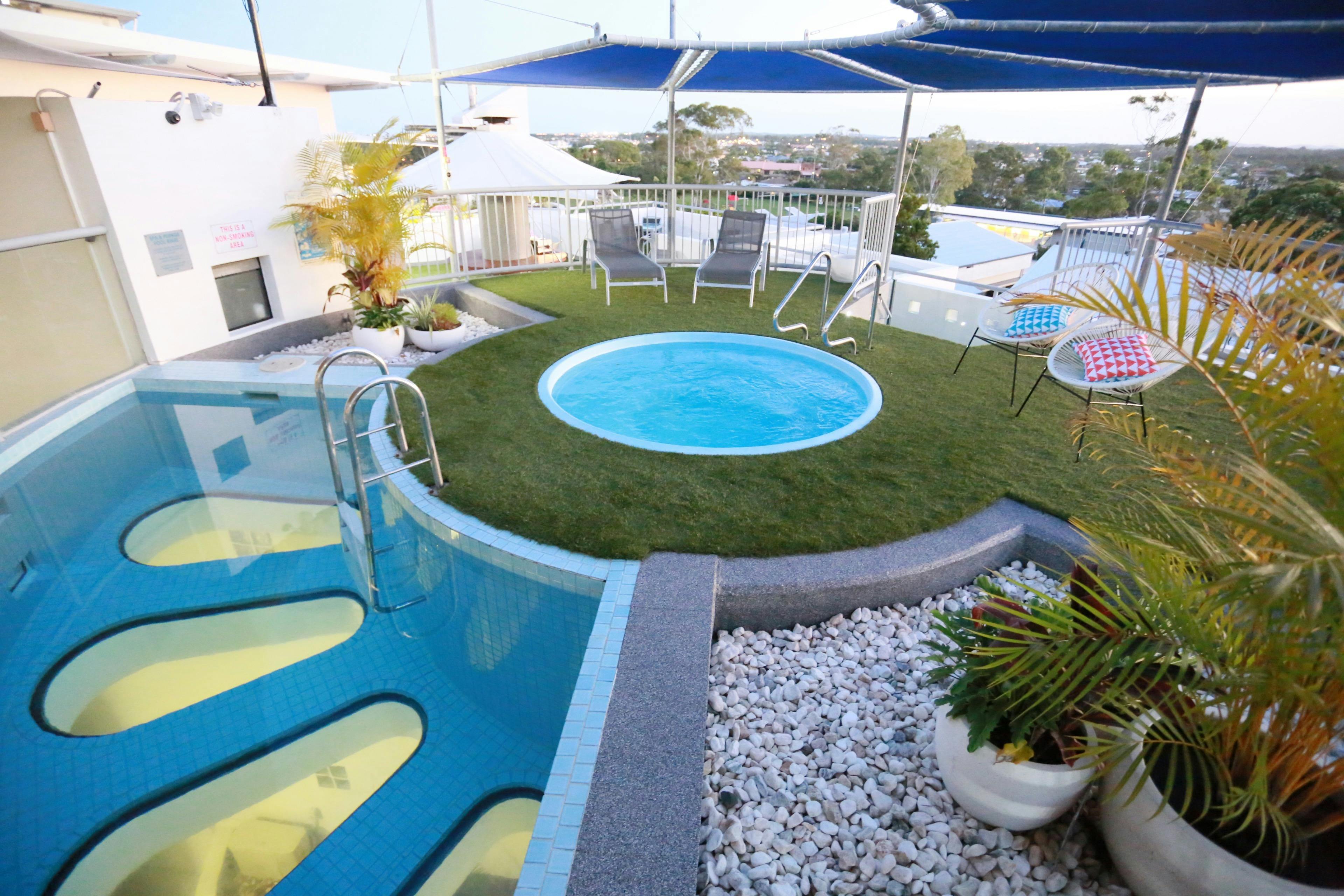 Rooftop Spa and Magnesium Plunge Pool