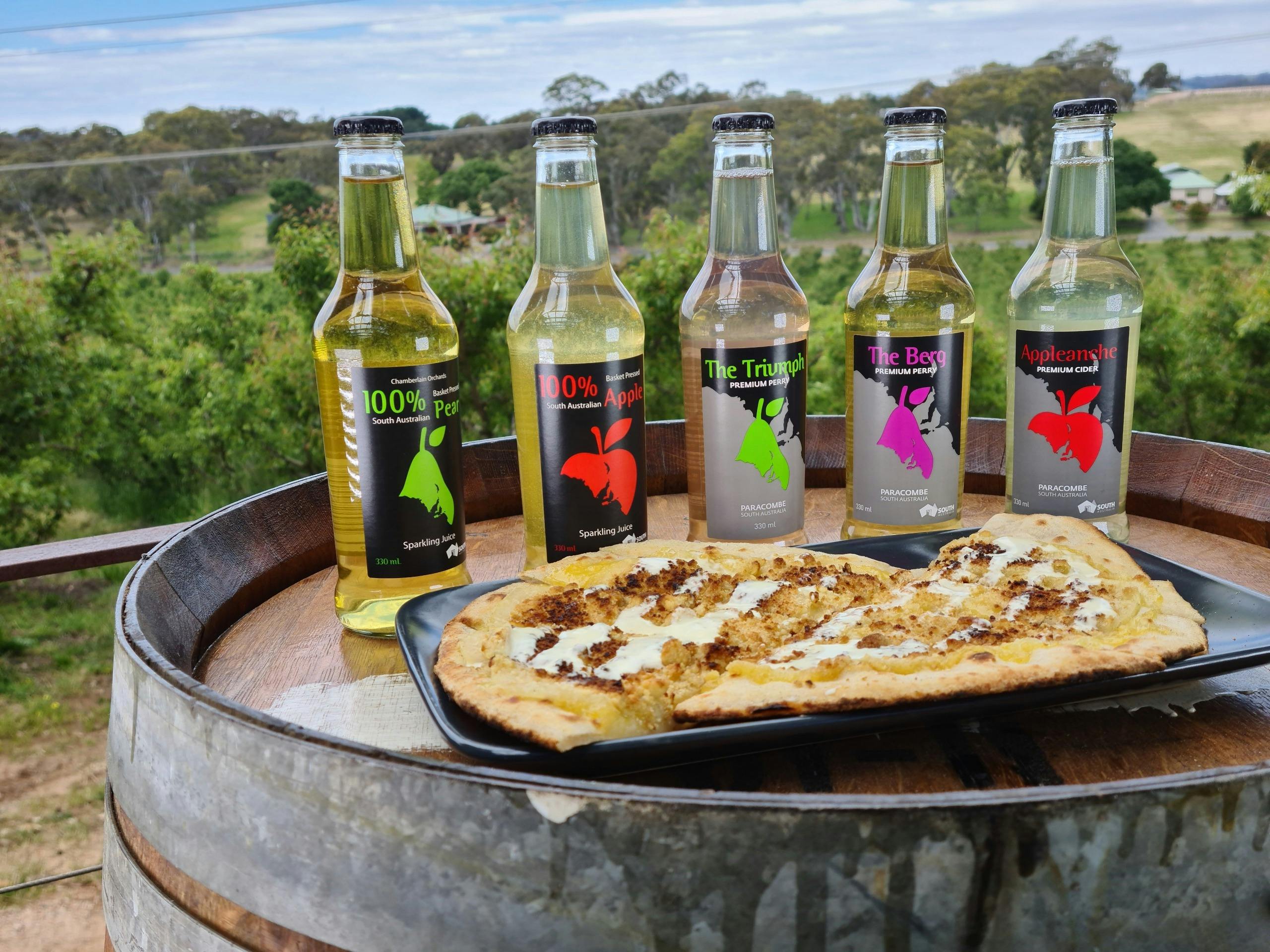 Paracombe Premium Perry Pear and Lemon Crumble Pizza