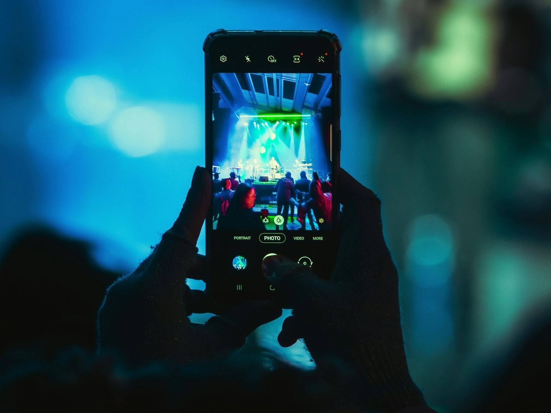 RNB Fridays at Distillery Road Market