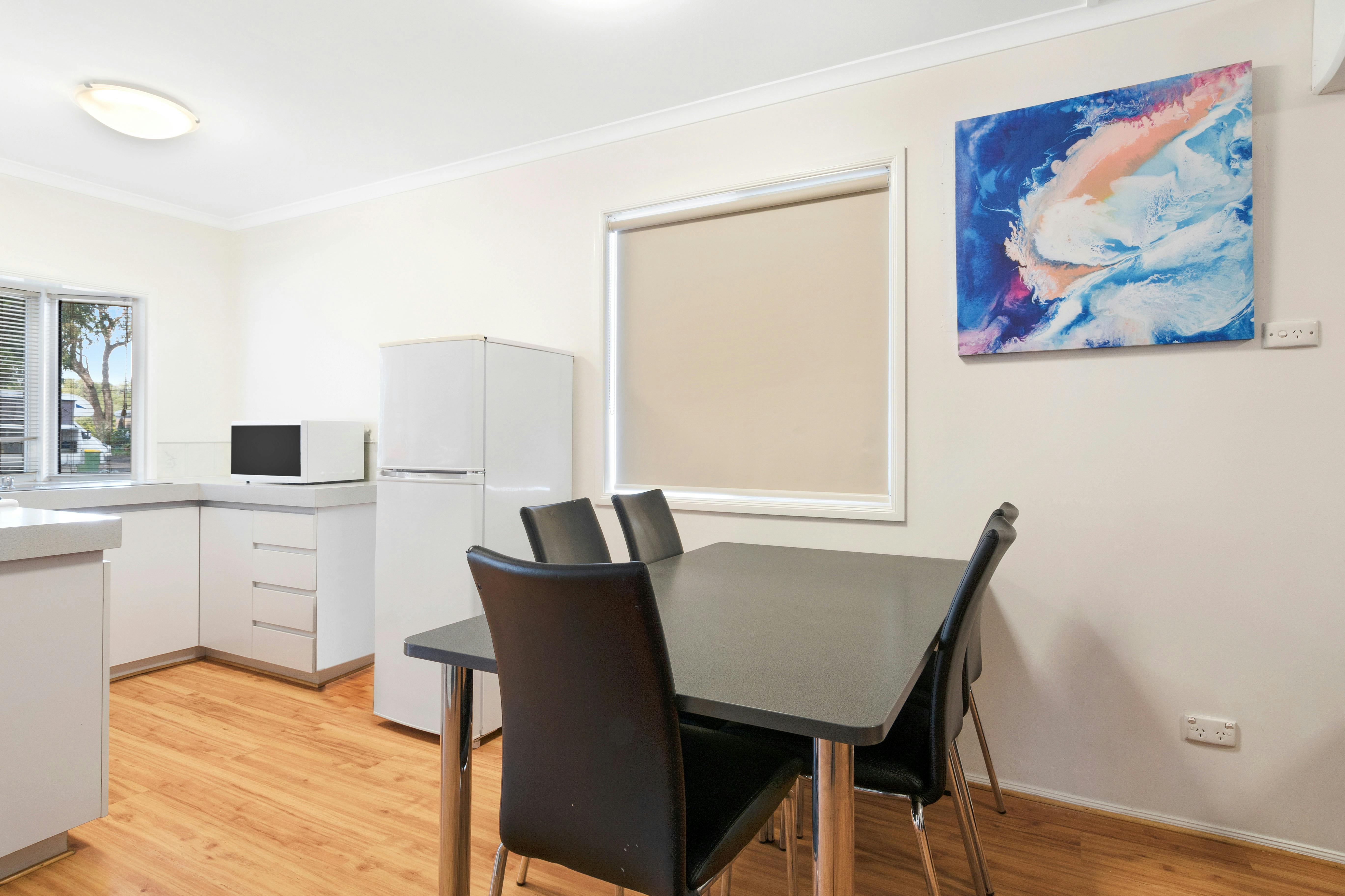 Standard 2 Bedroom Cabin - Sleeps 4