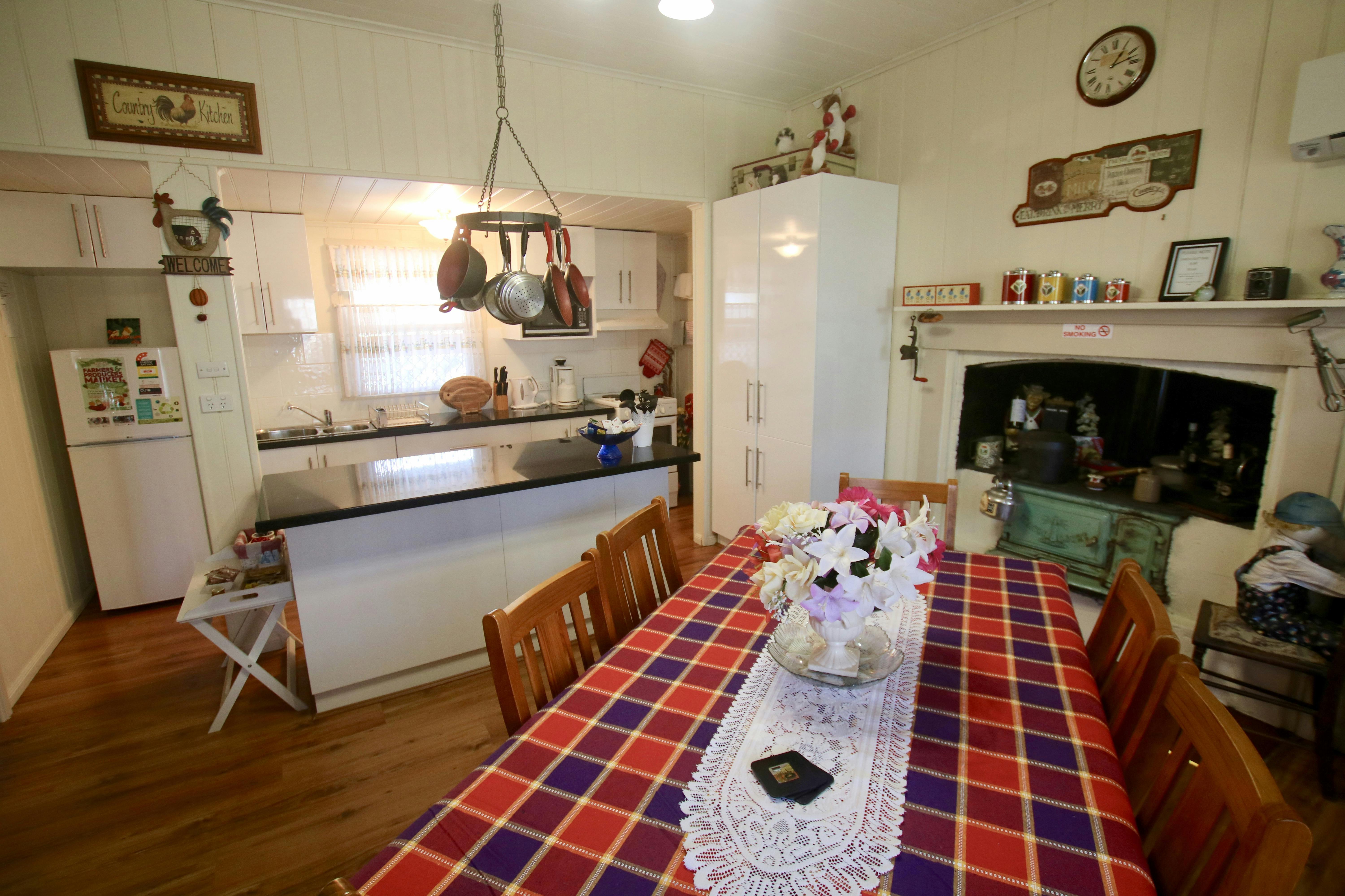 Tenterfield Luxury Historic Cottage