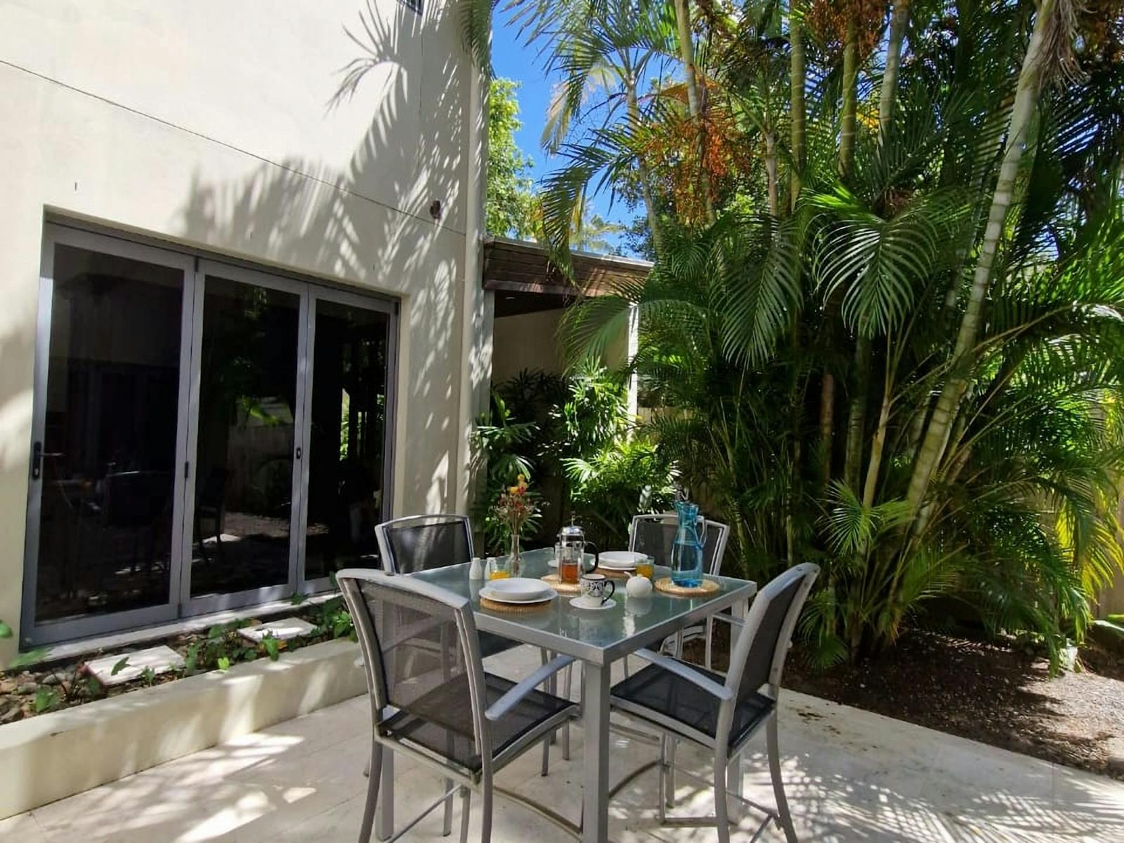 Breakfast courtyard Breakfast courtyard