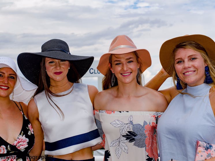 Moree Picnic Races