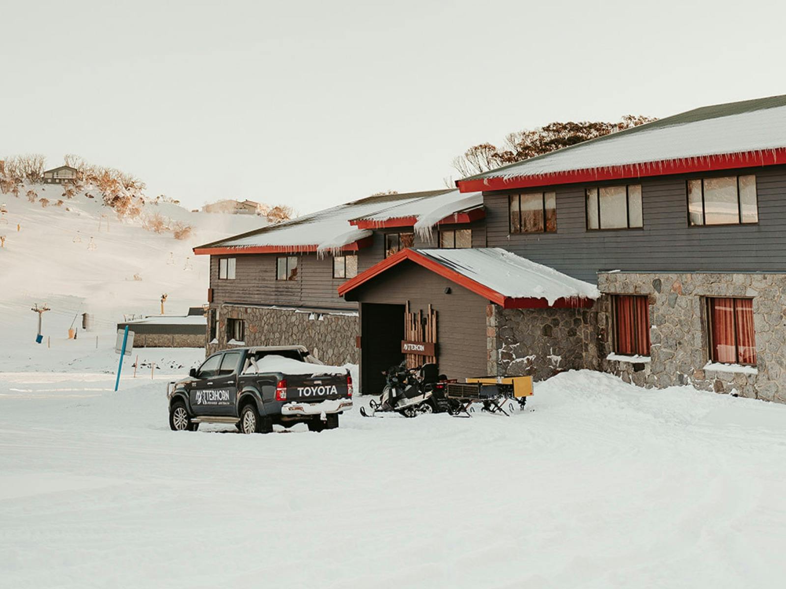Matterhorn Lodge Front Valley View
