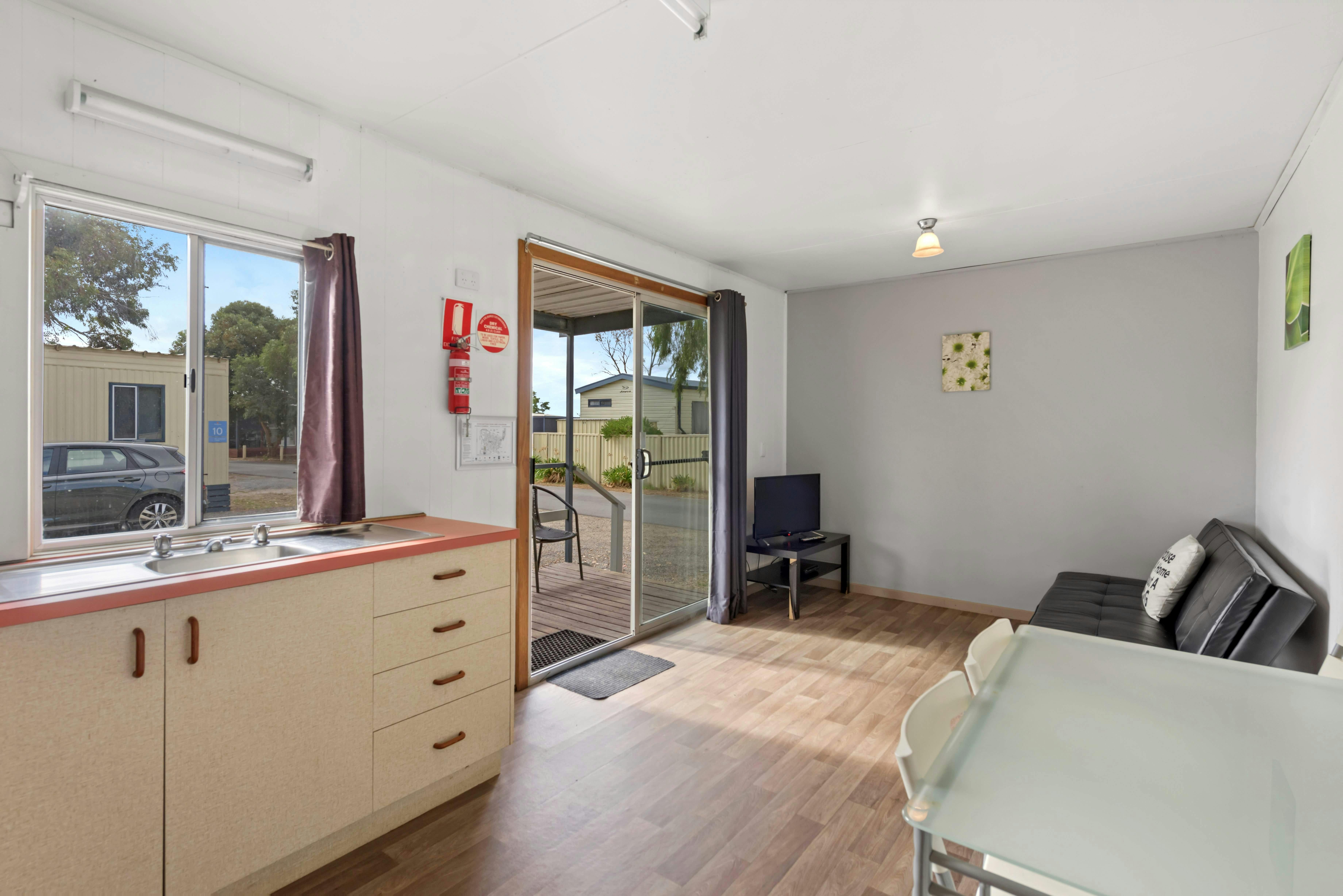 Economy One Bedroom Pet Friendly Cabin - Sleeps 2