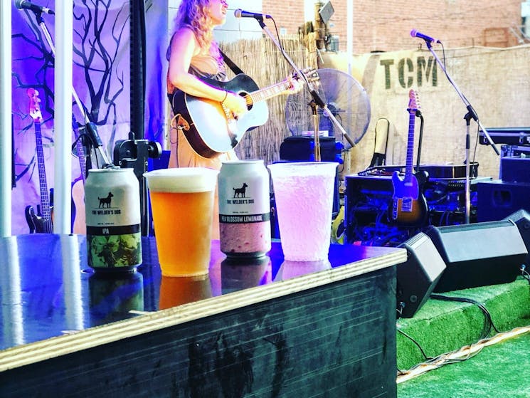 Image of drinks on a bar during Tamworth Country Music Festival