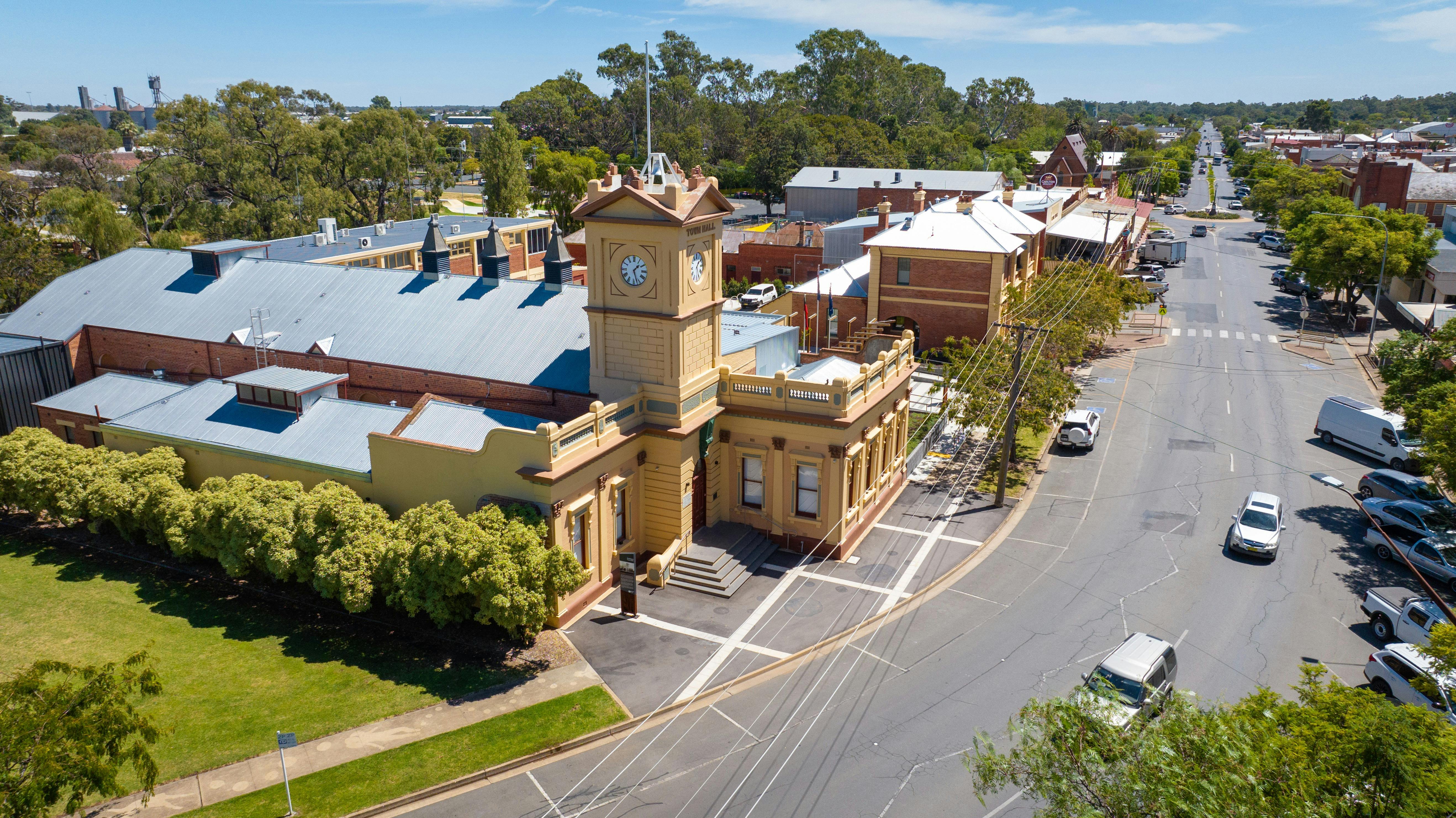 Deniliquin Town Hall