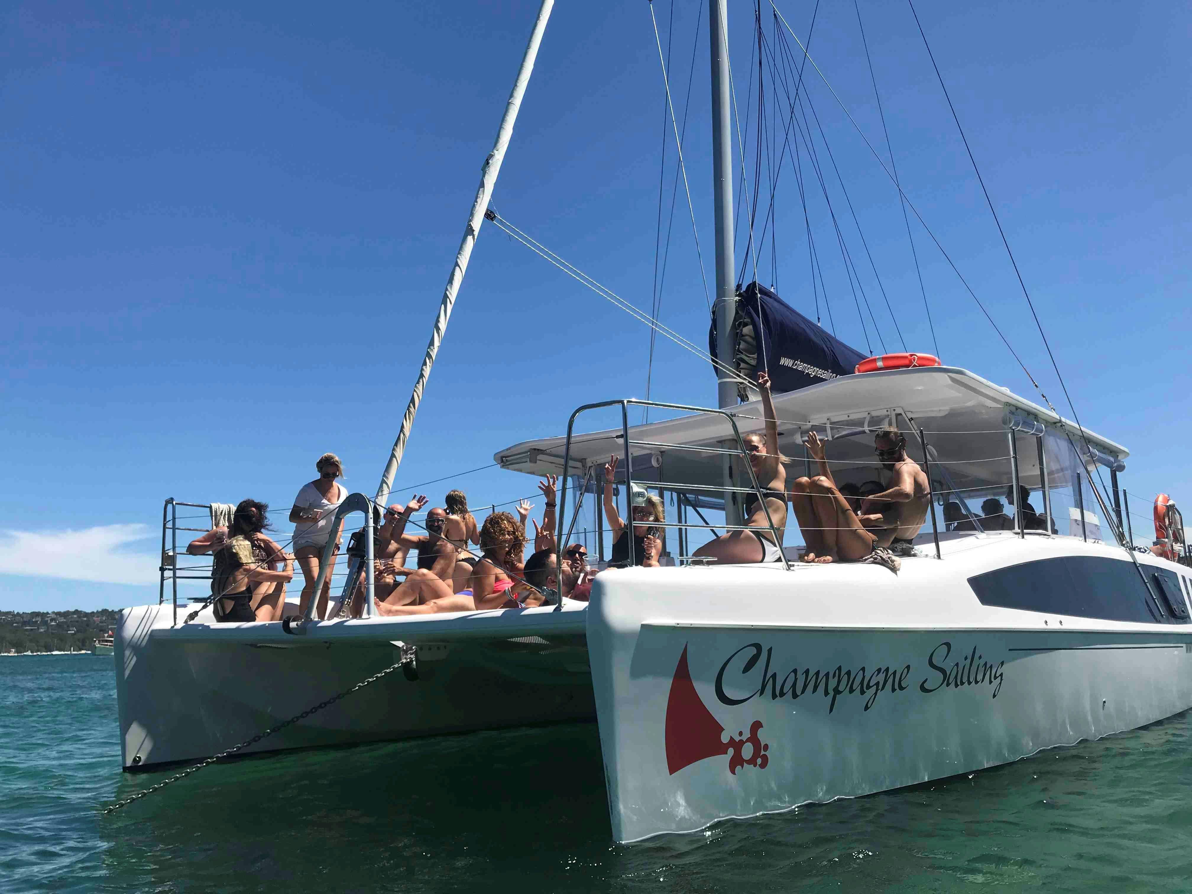 Champagne Sailing bow view