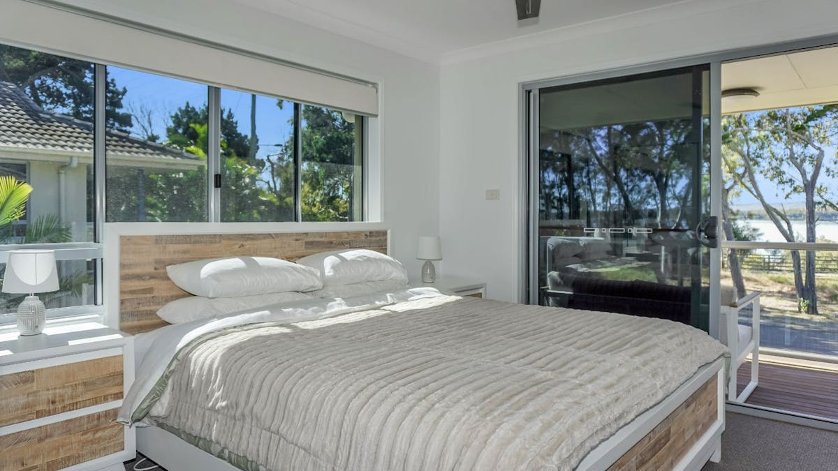 Main Bedroom - 1 x King Size Bed, Air Conditioned, Water Views, TV, Ensuite