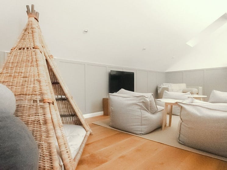 Hillgate Berry Luxury Accommodation - The Snug
