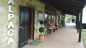 Australian Alpaca Barn - Pokolbin