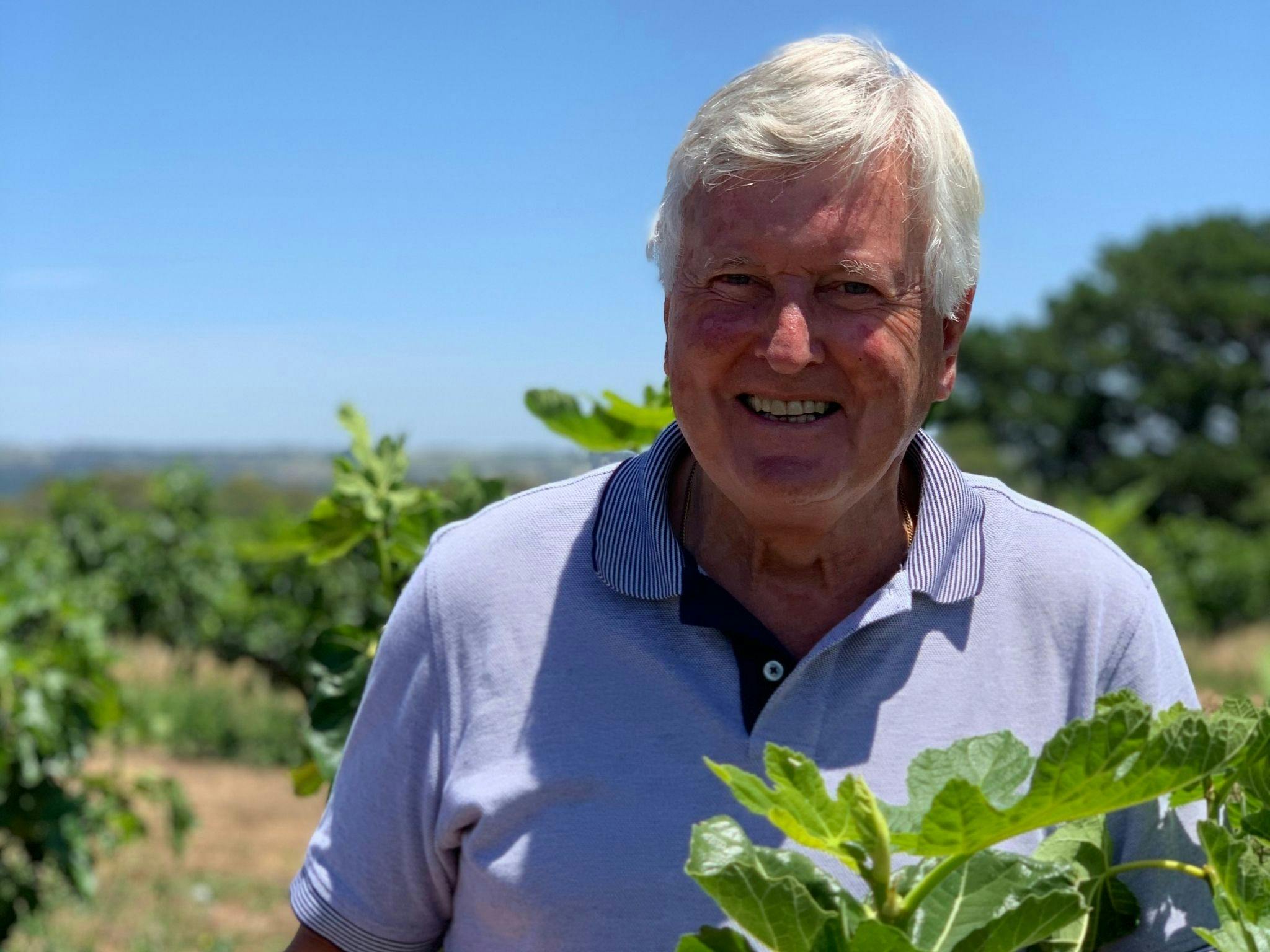 The farm trail, Orange