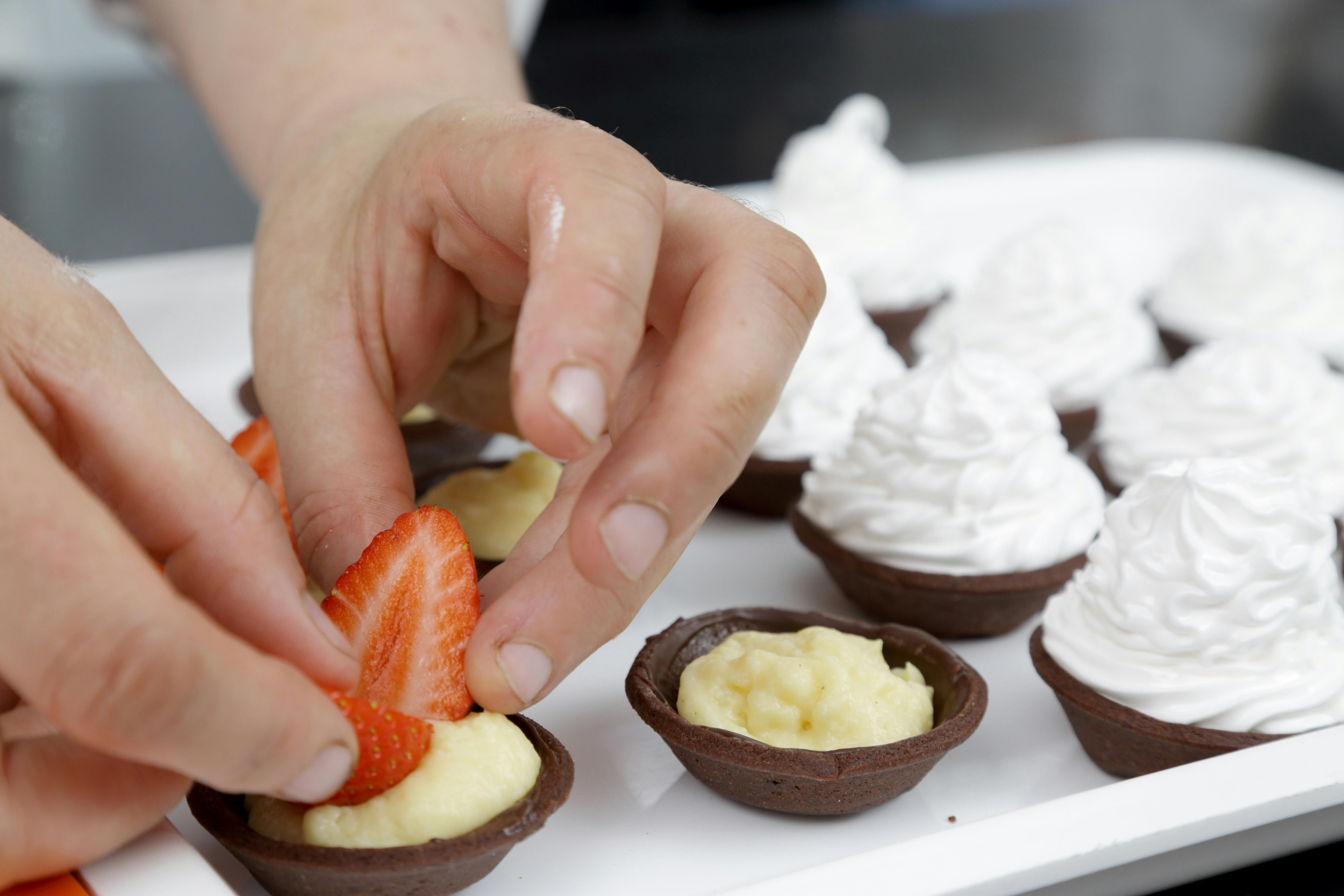 Mini tart cooking class