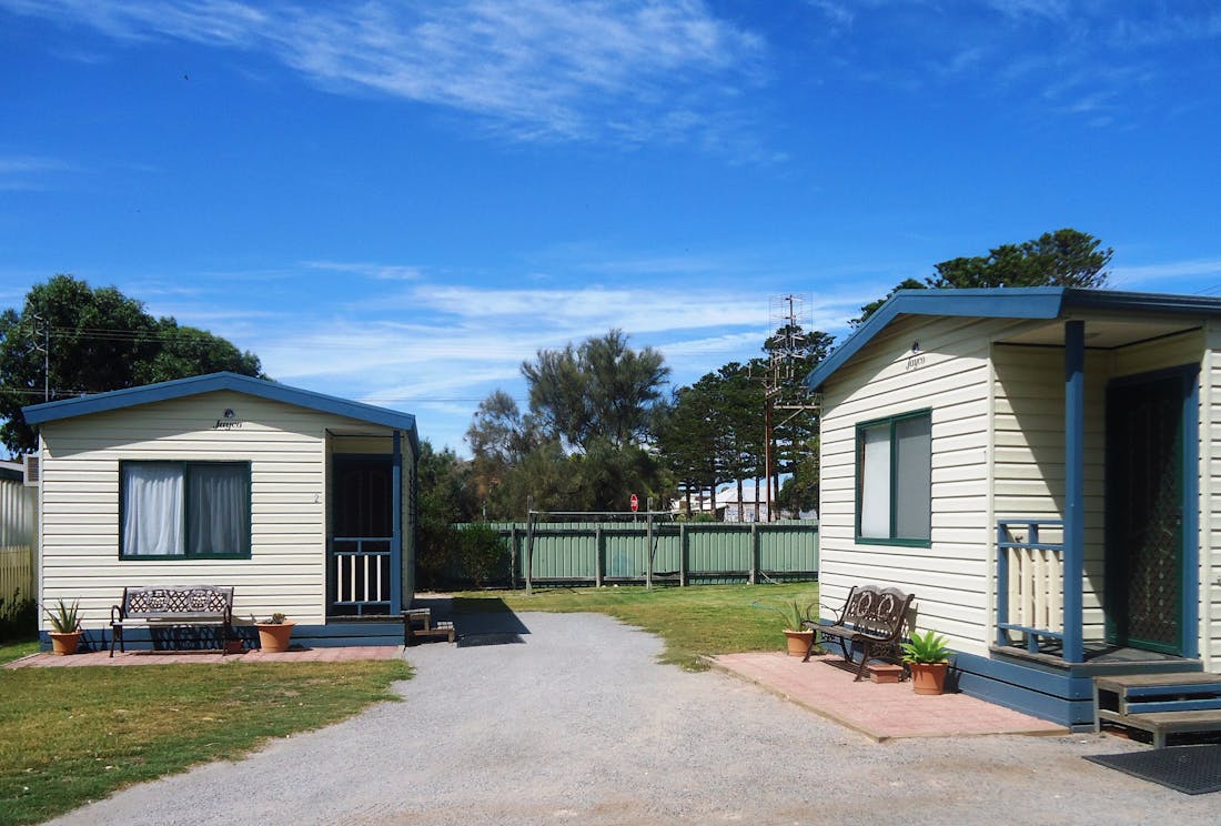 Elliston Waterloo Bay Tourist Park, 2 BEDROOM ENSUITE CABIN - Ell...