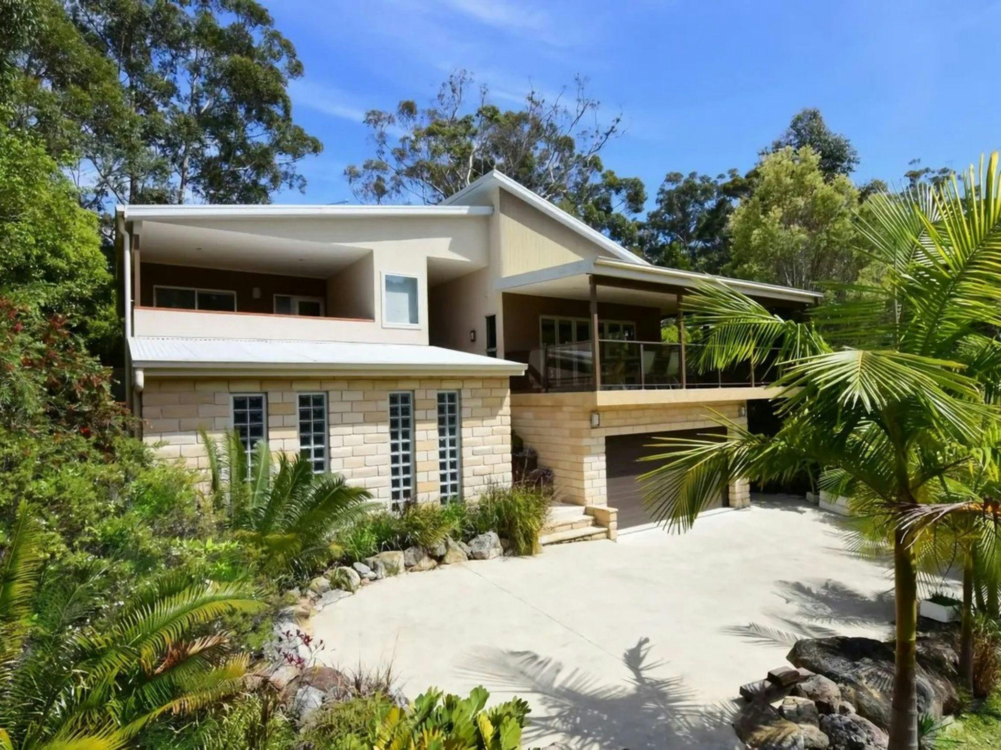 Iluka by Experience Jervis Bay