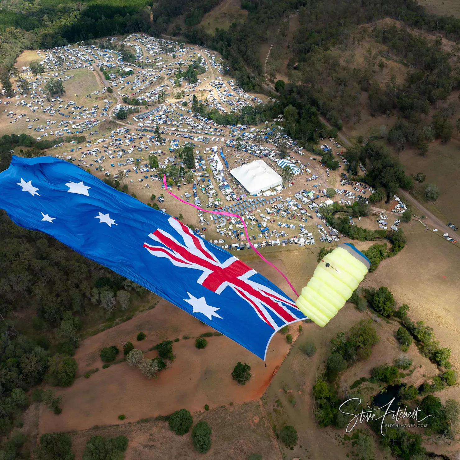 Credit Ramblers sky divers Toogoolawah