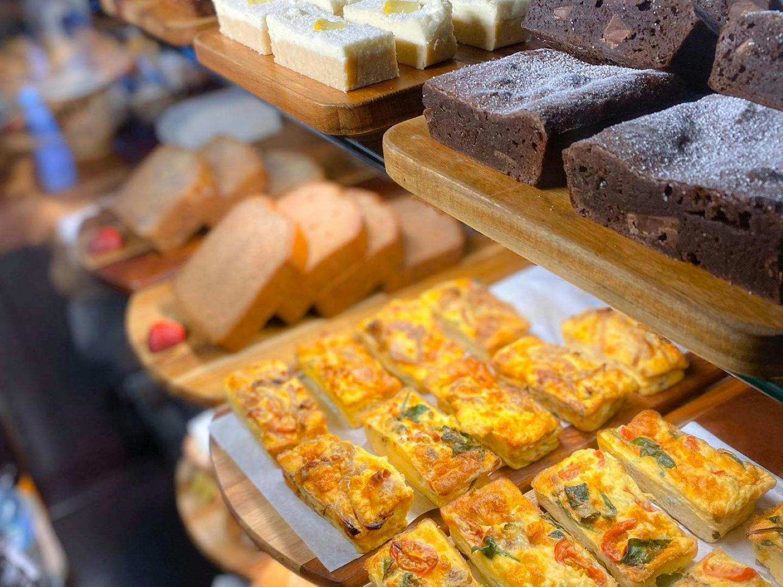 Nosh Cafe Food display