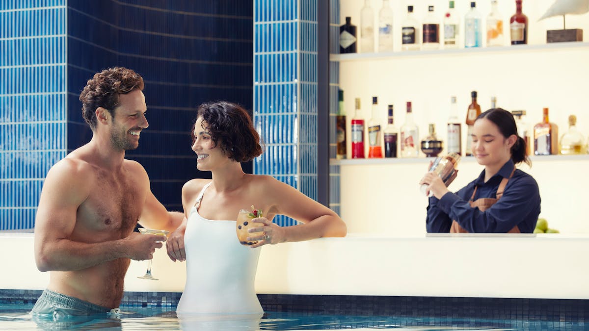 The Westin Brisbane - Swim-up bar