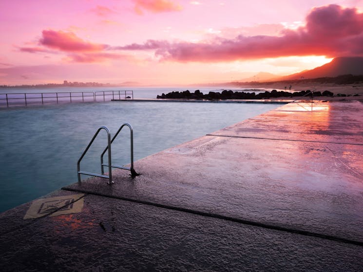 Towradgi Rock Pool