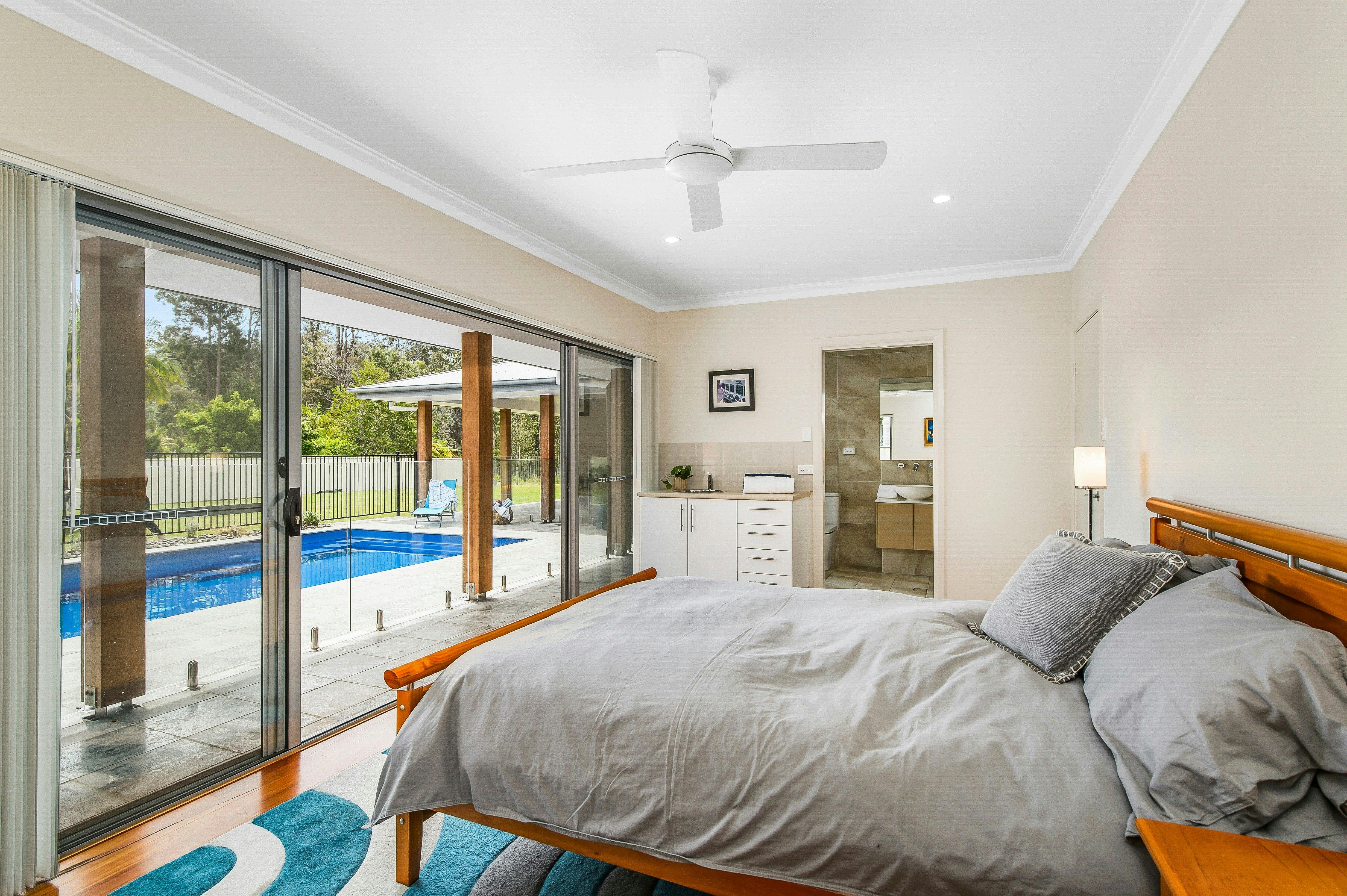 Lakeside Lodge Lake Cathie NSW Holidays & Things to Do