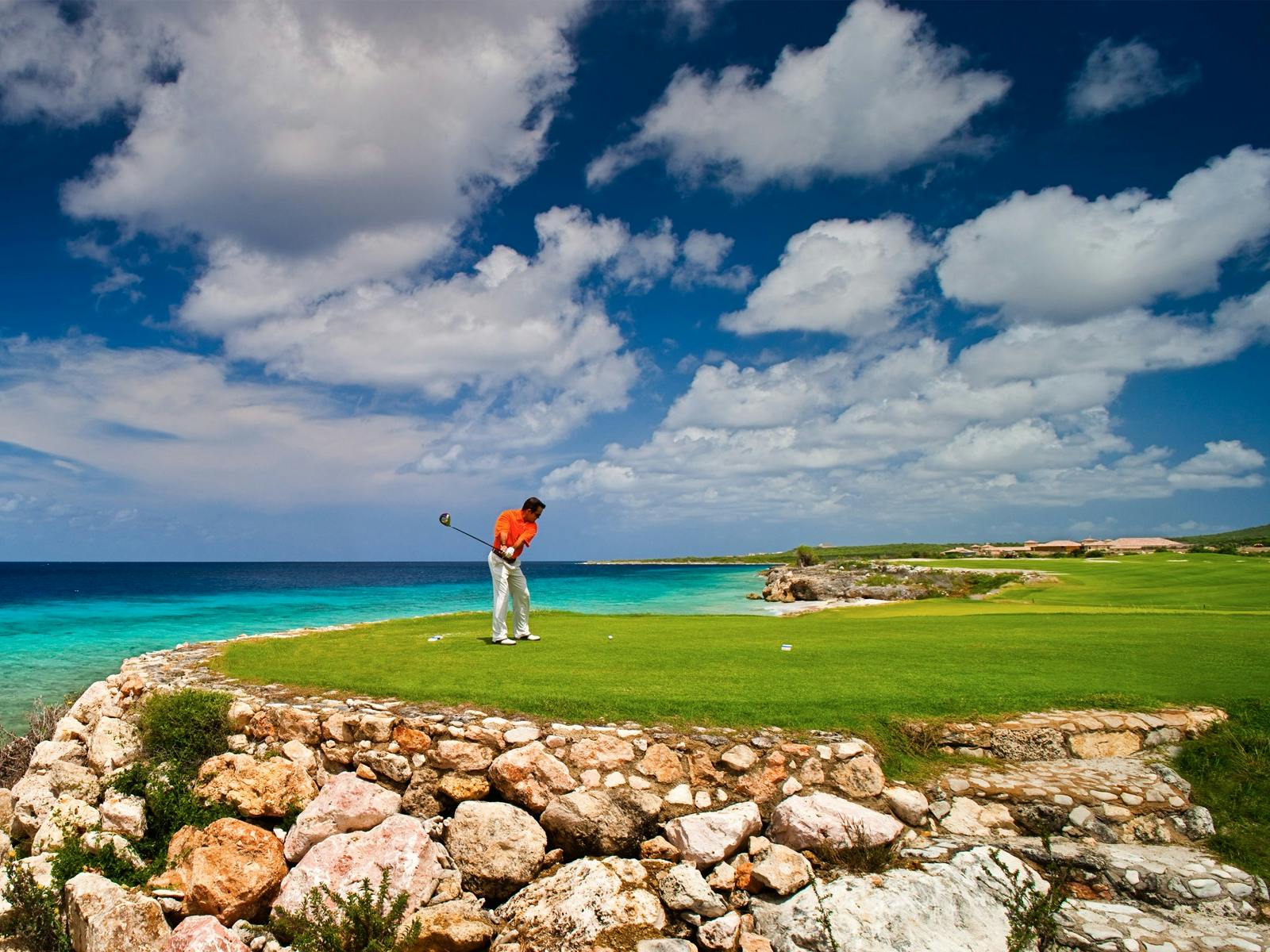 LuxGolf