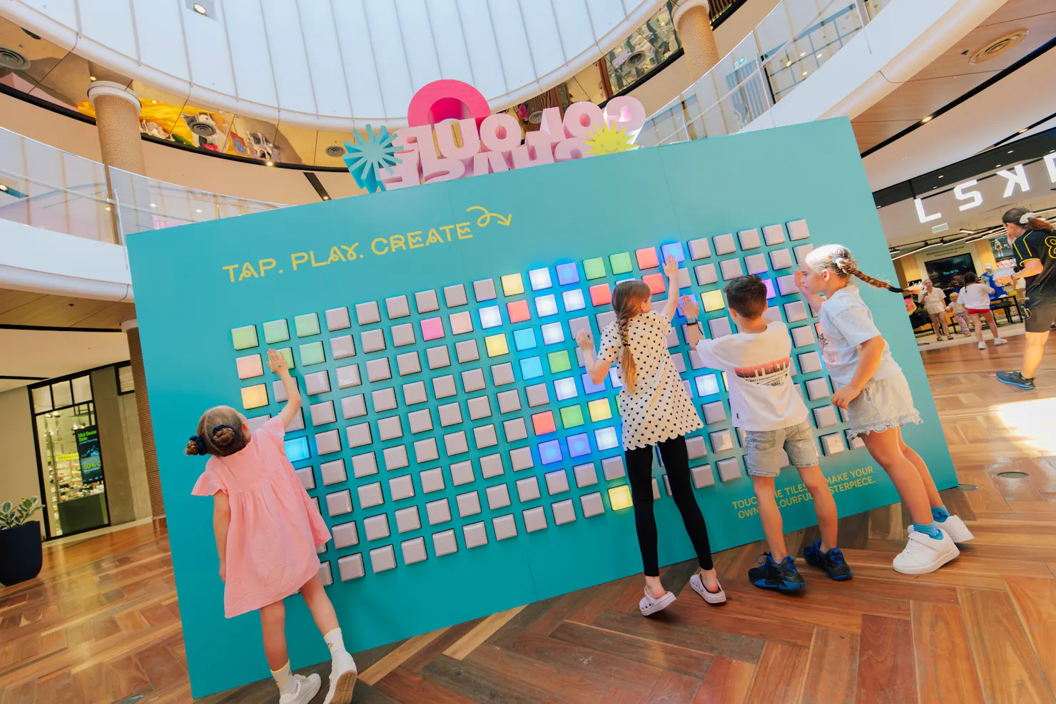Sunshine Plaza Colour Chase