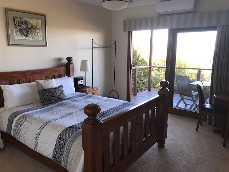 Cliff View room