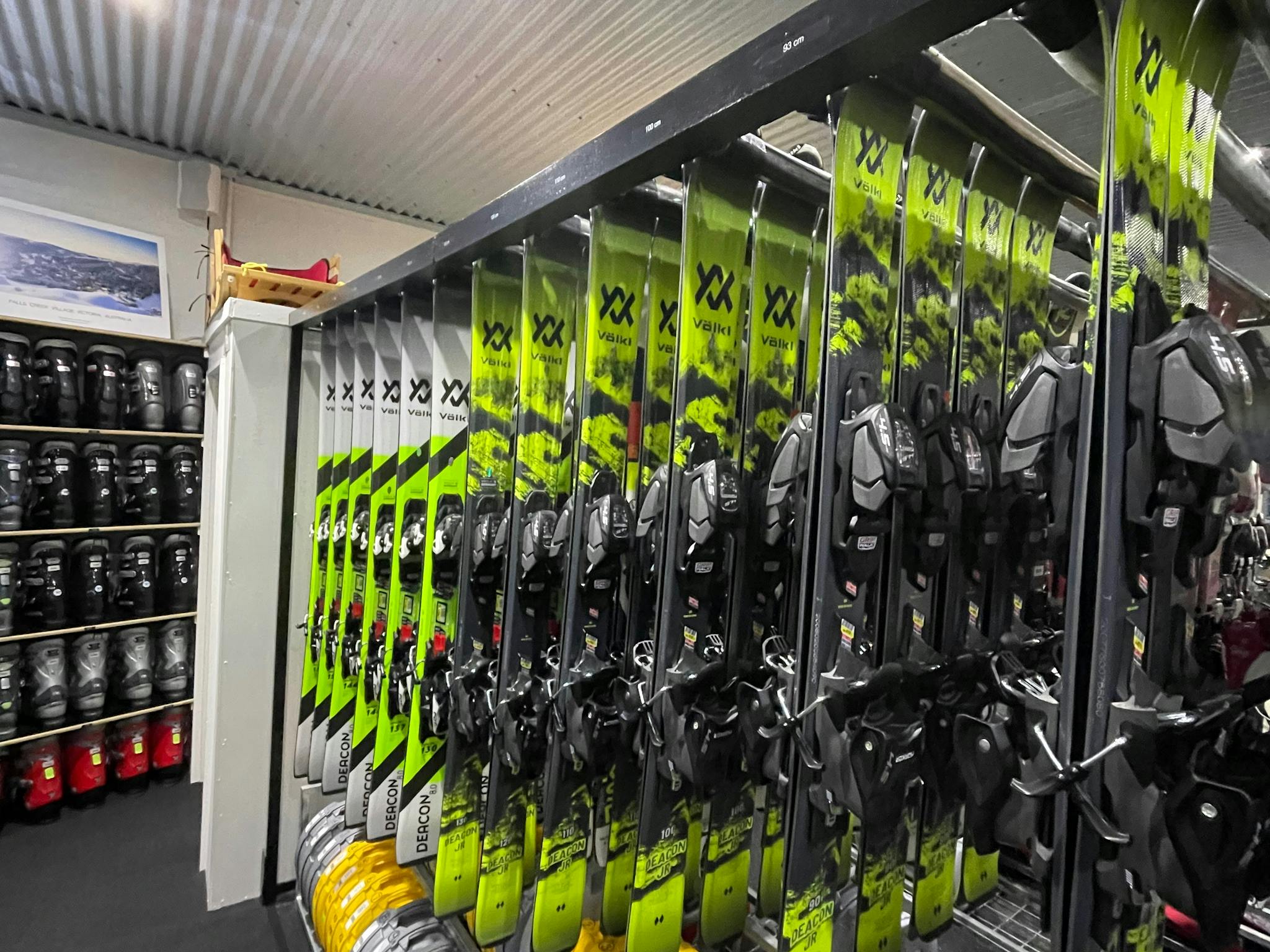 Skis