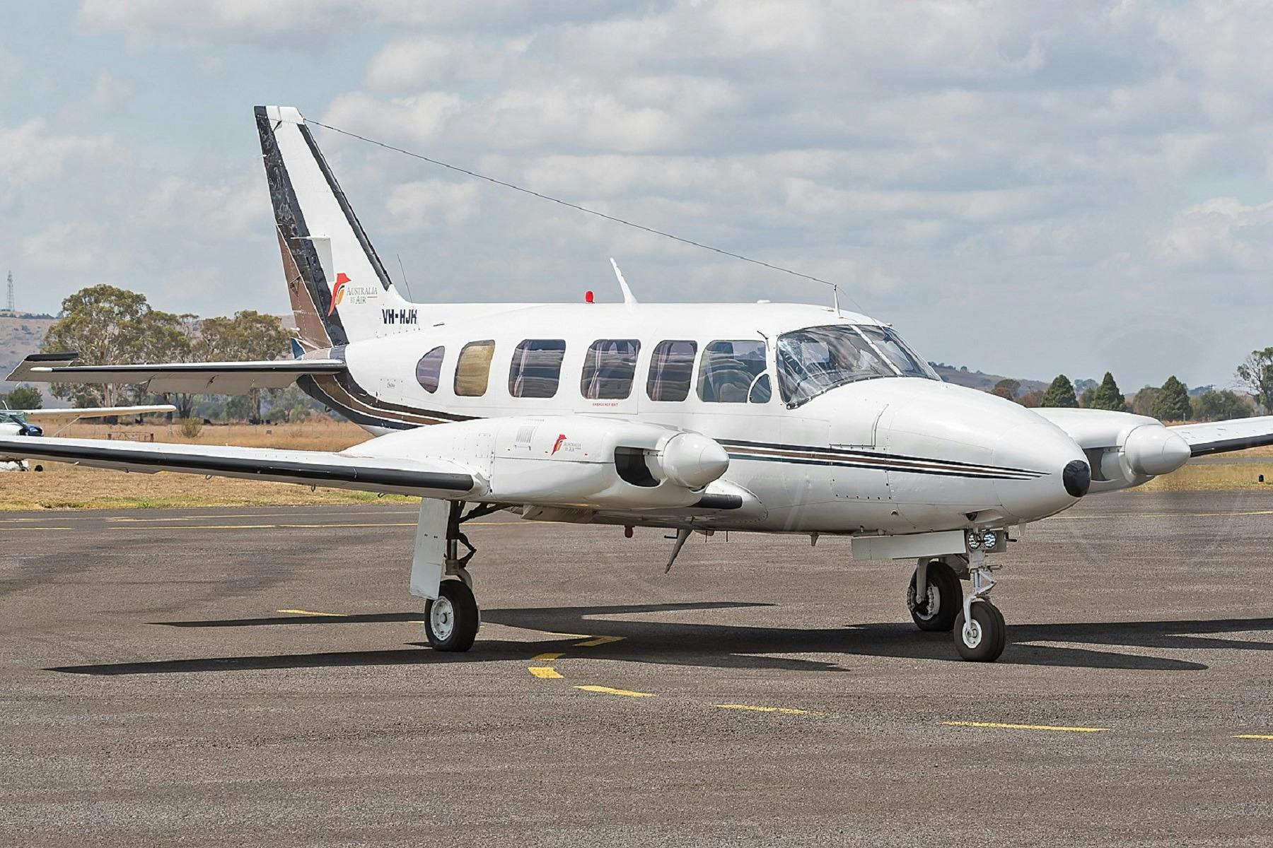 Piper Chieftain PA31 Private Charter