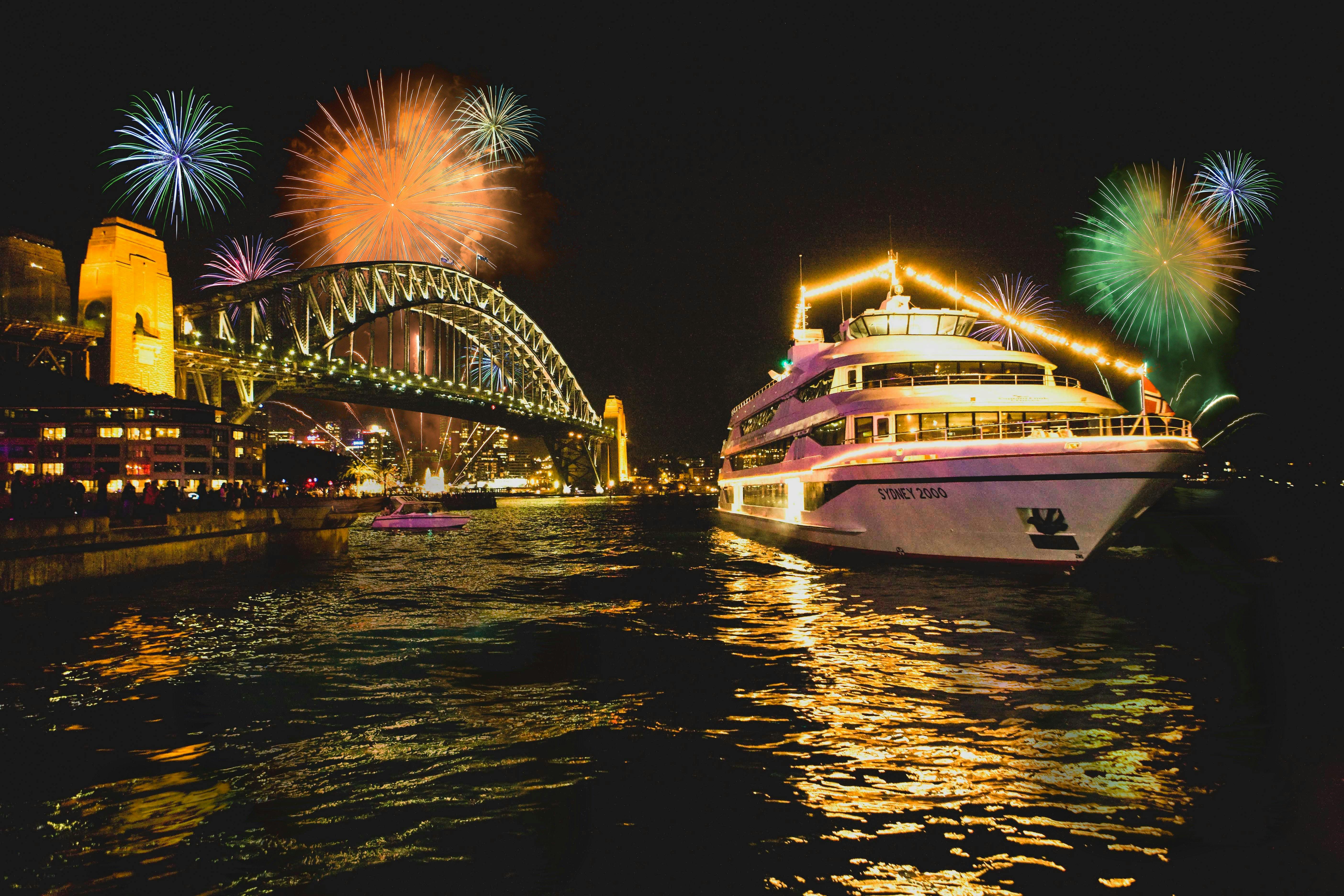 New Years Eve aboard Sydney 2000 | Sydney, Australia - Official Travel &amp; Accommodation Website