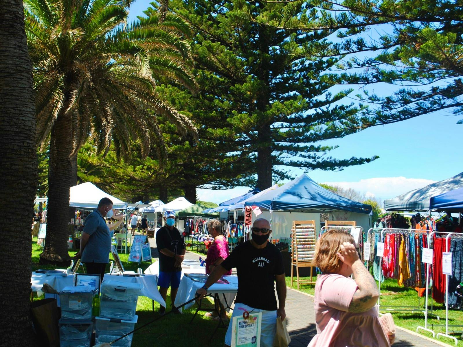 Victor Harbor Beachside Market