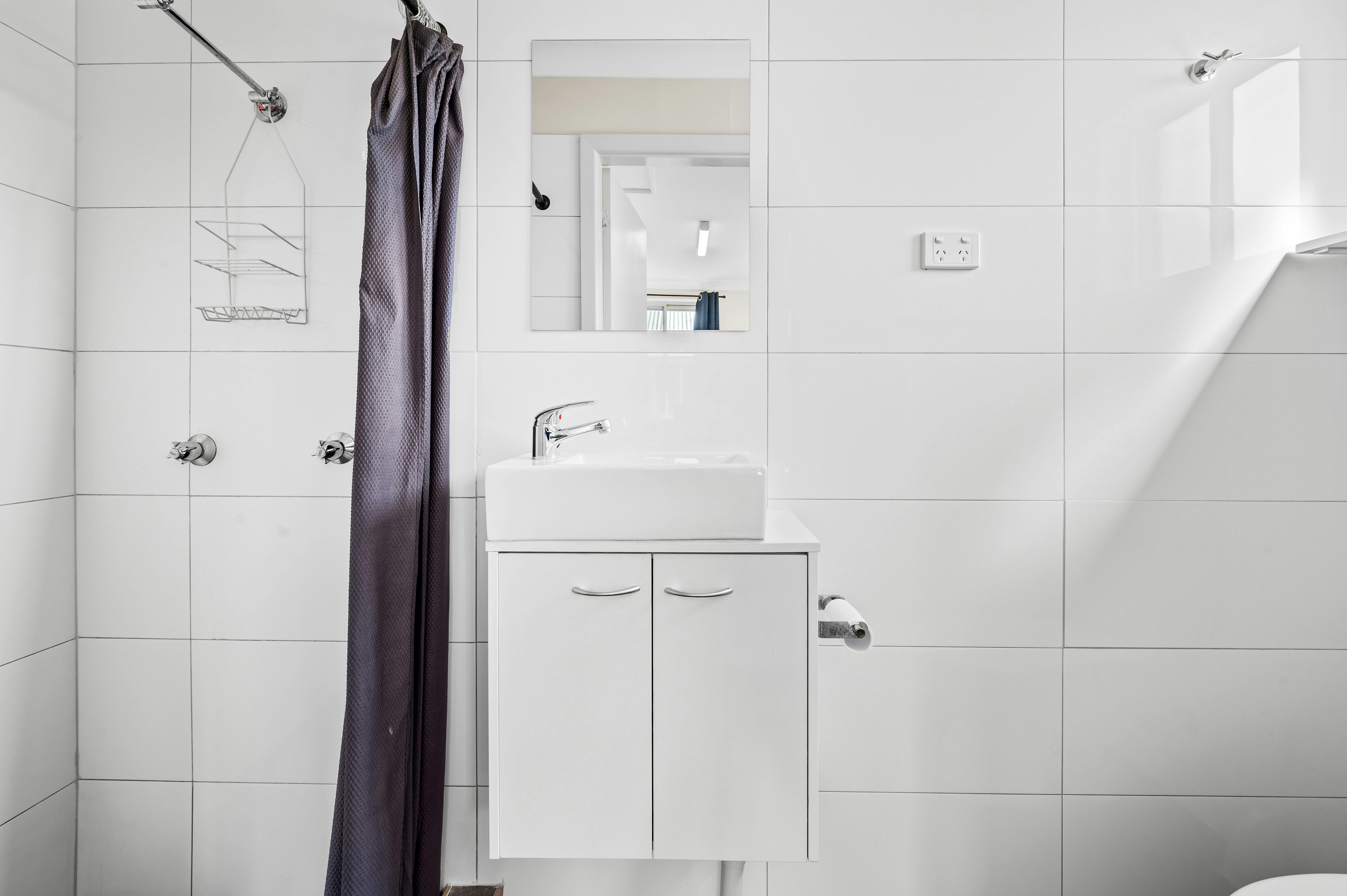 Cabin ensuite bathroom shower toilet