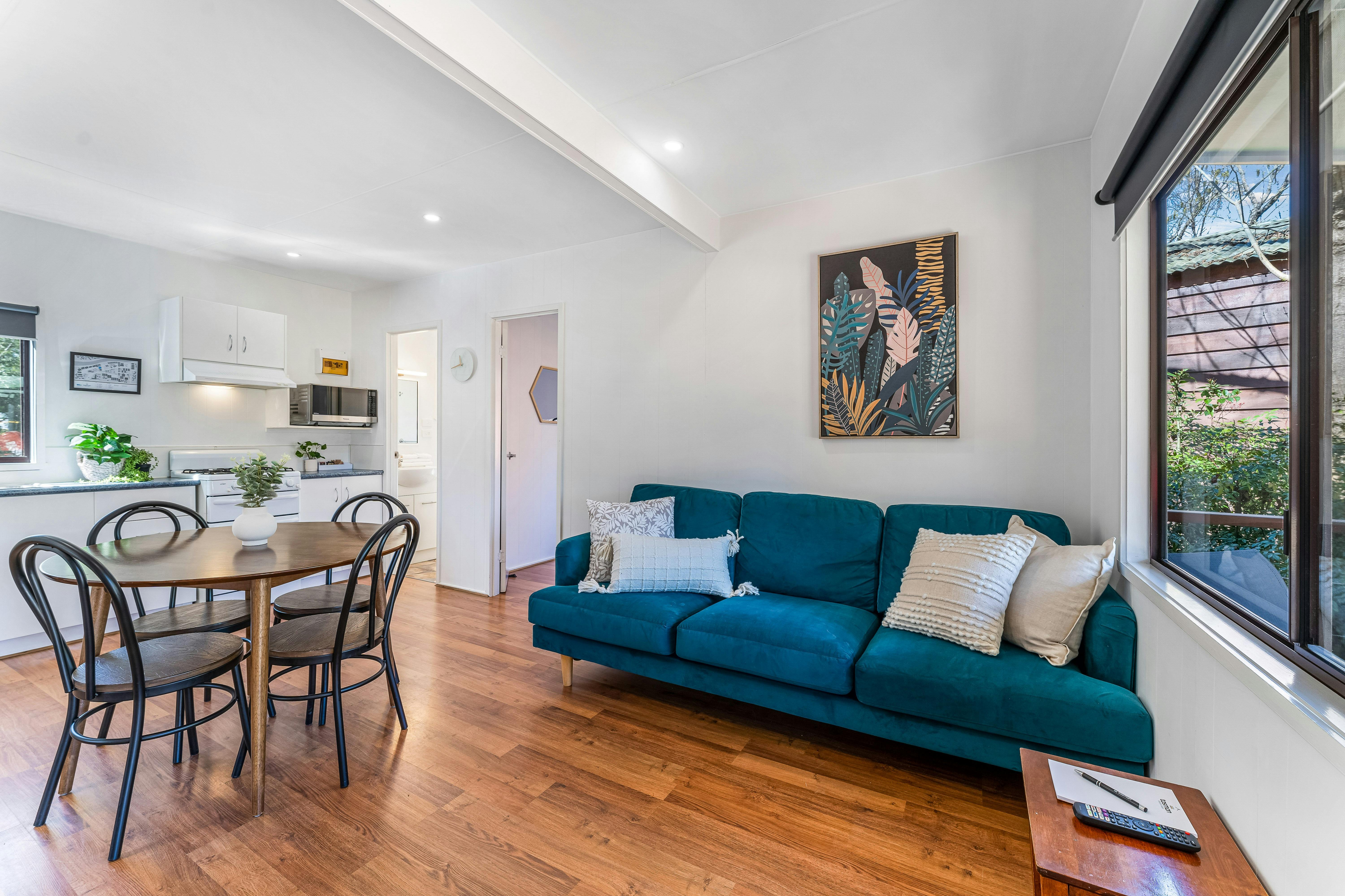 Pet Friendly Two Bedroom Cabin | Tasman Holiday Parks - Bright