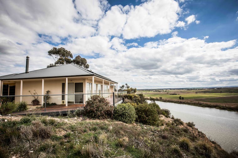 40c Lookout drive Murray Bridge