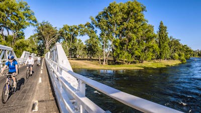 Junction Bridge in Tumut, Kosciuszko National Park. Credit, Destination NSW