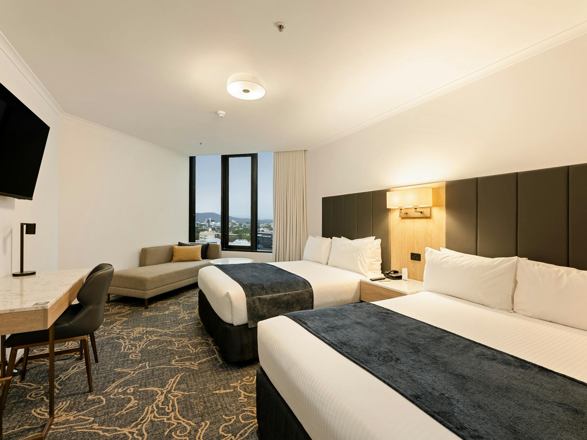 Deluxe Twin No Balcony Deluxe Twin No Balcony