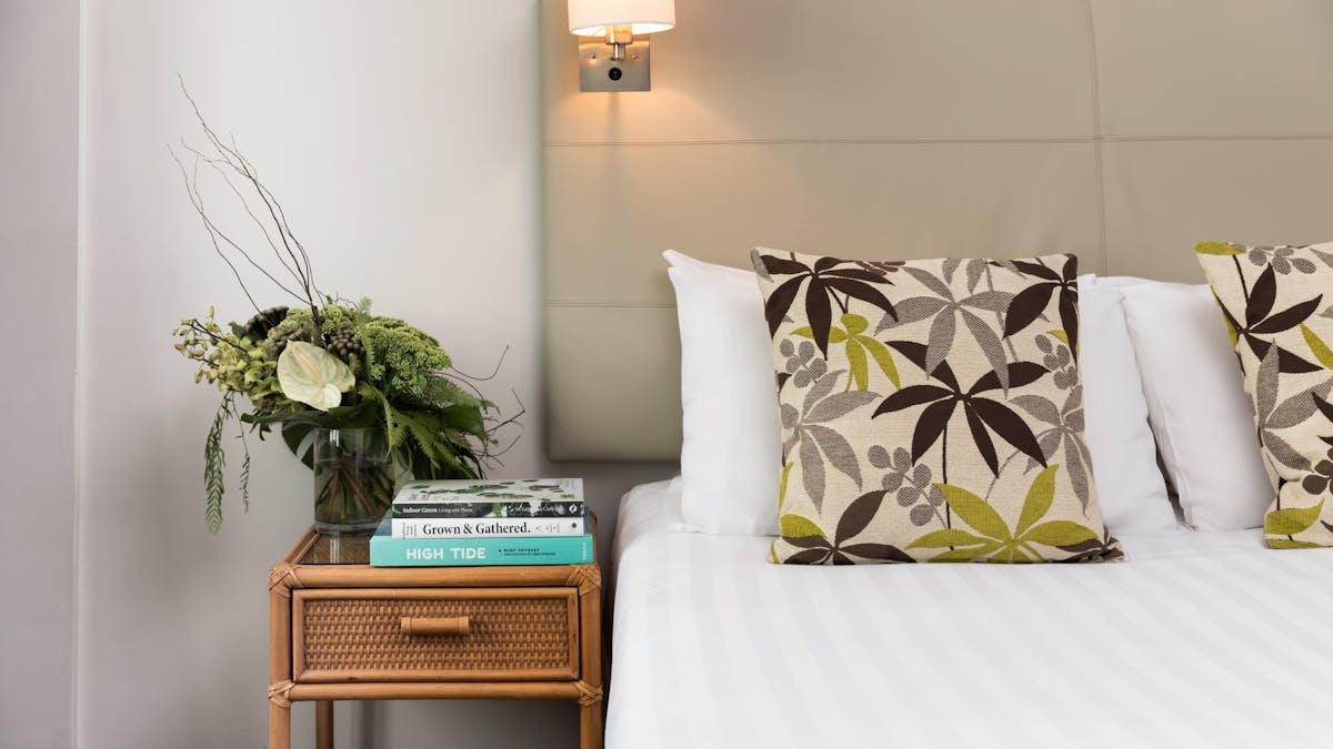 Deluxe Queen Room