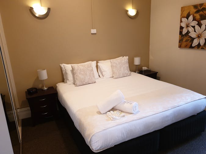 EXECUTIVE SPA SUITE