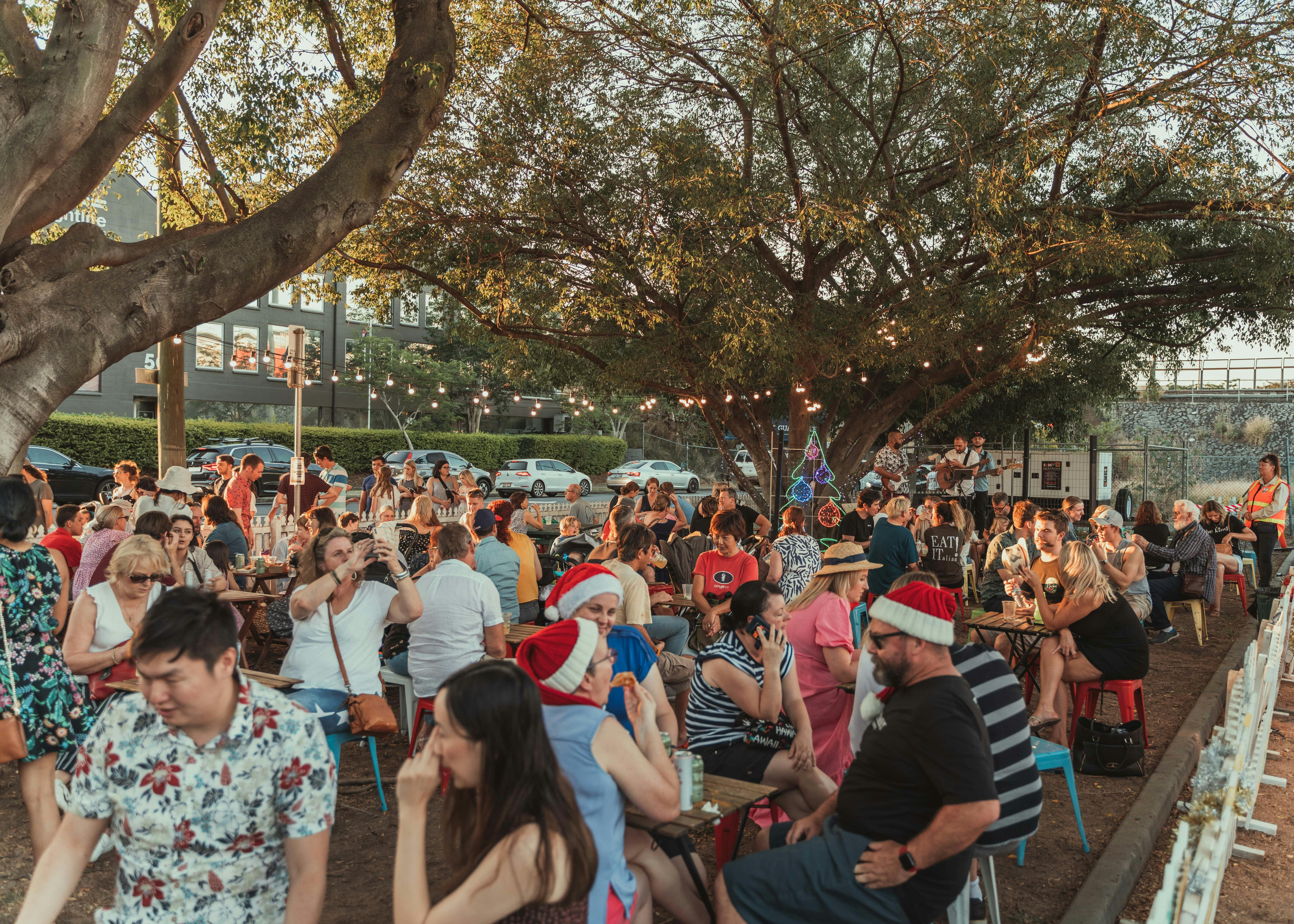 Milton Christmas Twilight Markets